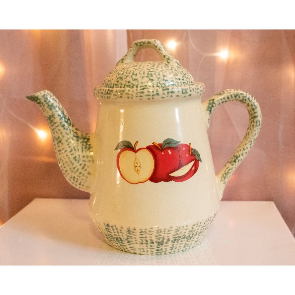 1995 THT Tea Pot - Apple Design, Green, Heavy, Beautiful